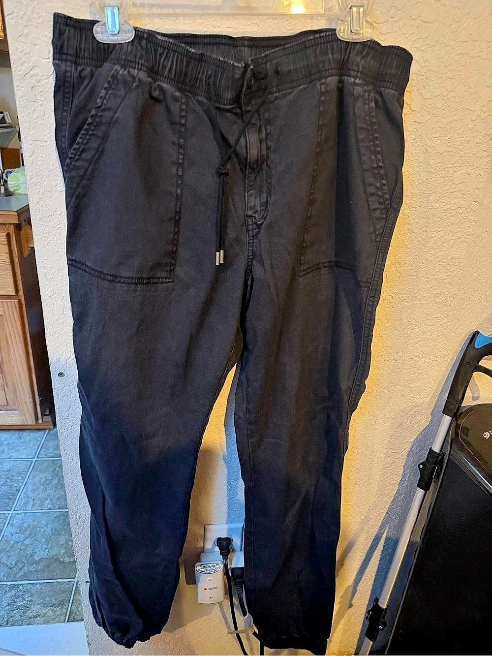 American Eagle Next Level Relaxed Jogger Black Jogger Pants Size 16 Long